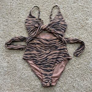 Aerie Wrap One Piece Swimsuit Tiger Stripe Full Coverage Size XS NWOT